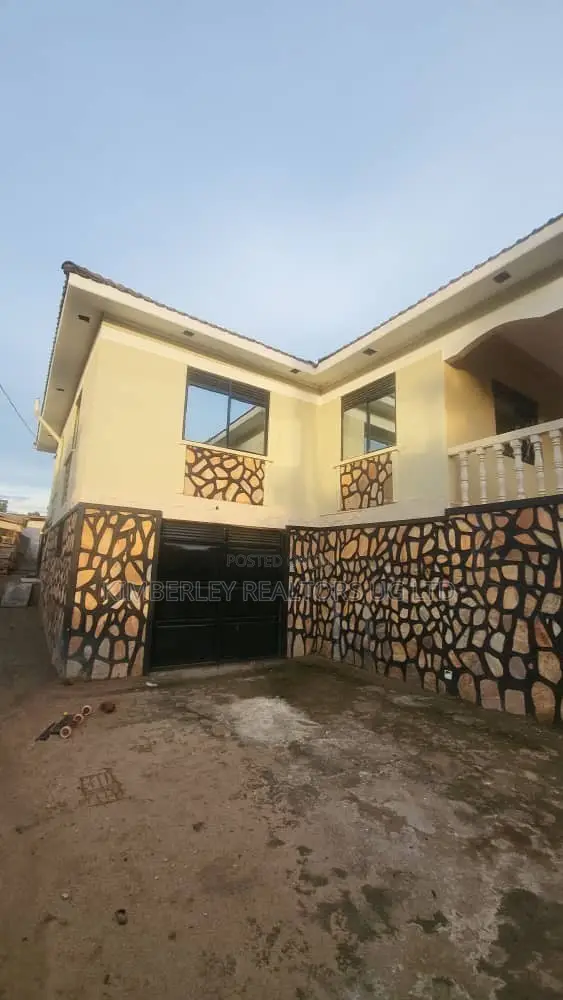 3bdrm House in Division A for sale