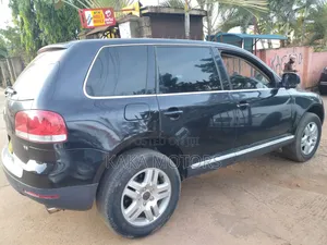 Volkswagen Touareg 2009 Black