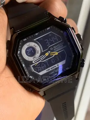 G-Shock Analog-Digital Sports Watch With a Black Rubber Strap