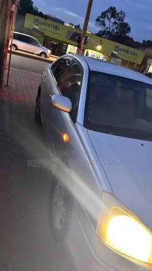 Toyota Premio 1.8 FWD 2006 Silver