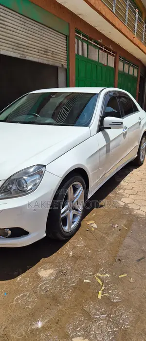 Mercedes-Benz E300 2011 White