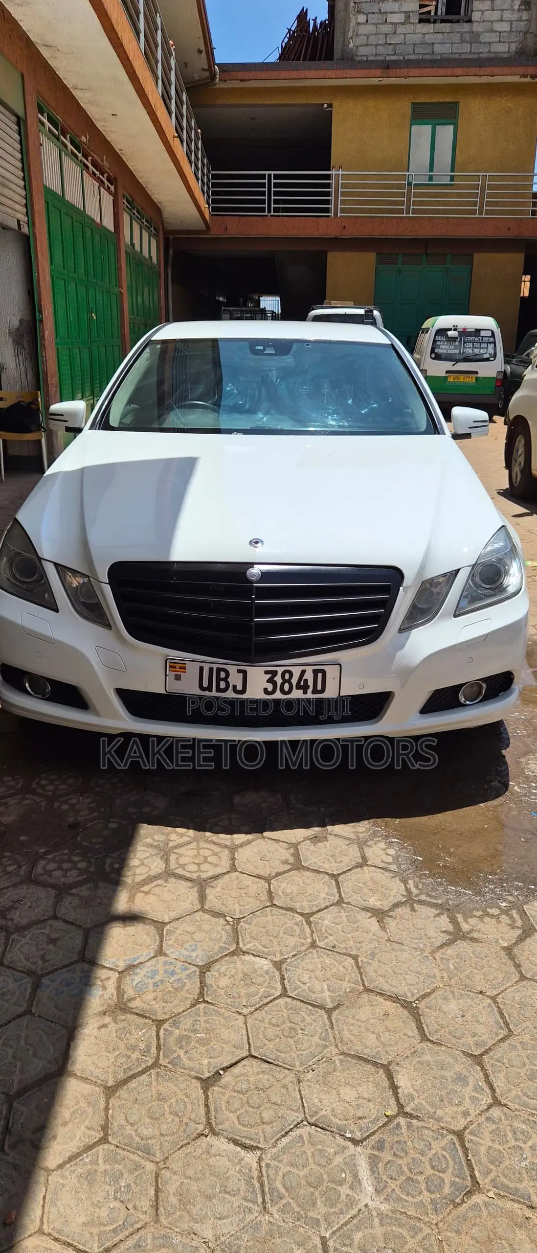 Mercedes-Benz E300 2011 White