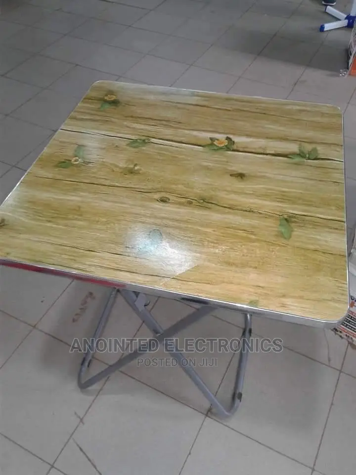 Foldable Tables