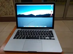 Laptop Apple MacBook Pro 2015 8GB Intel Core I5 SSD 256GB