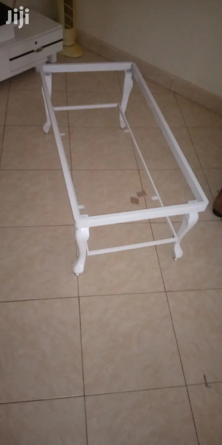 Classic Centre Table