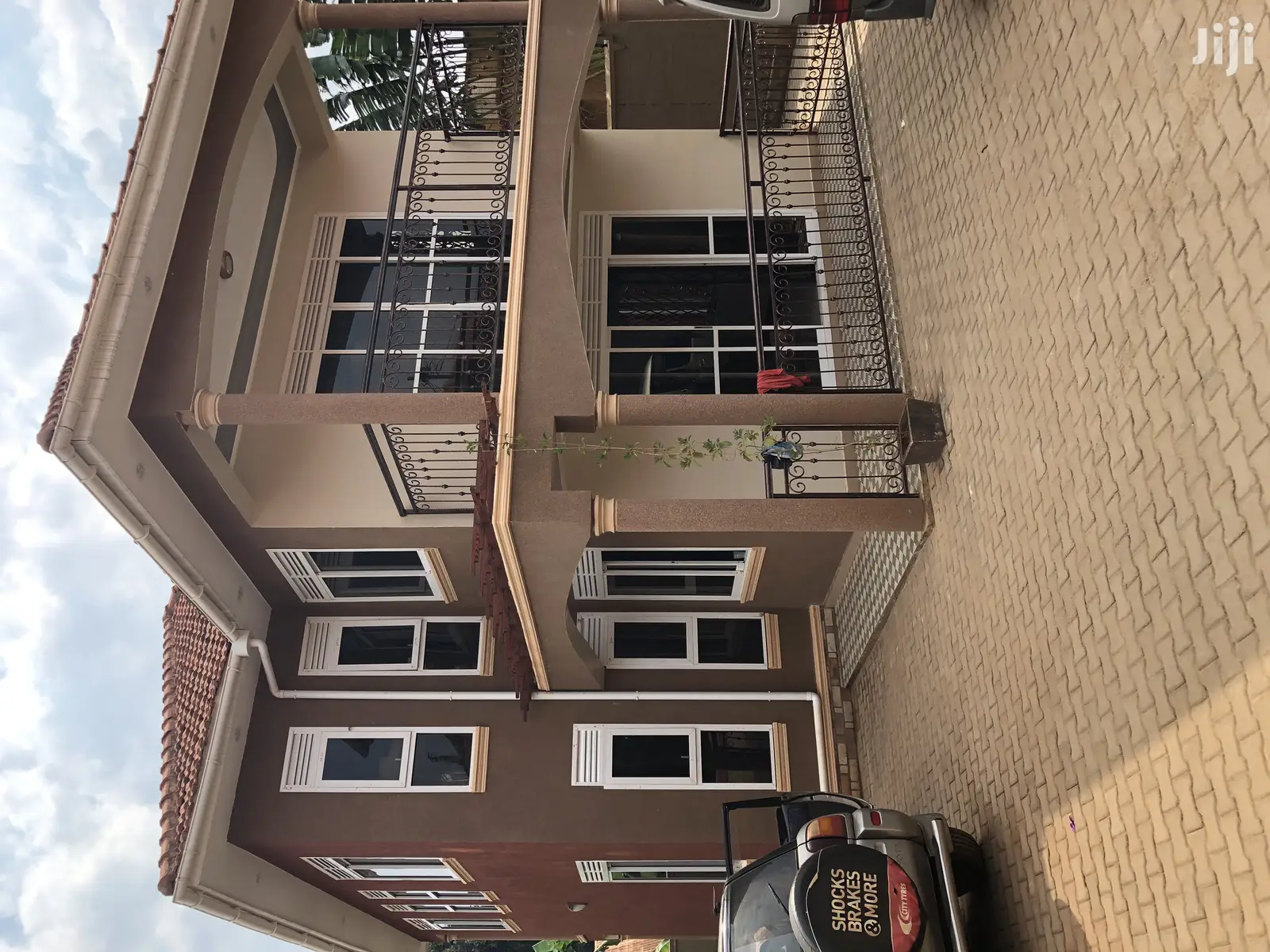 Castle In Naalya On Fast Sale