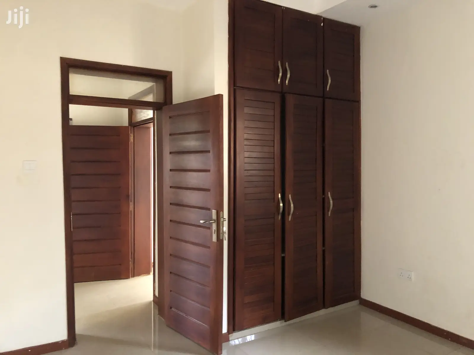 Nalya Complex Of Apartments On Sell