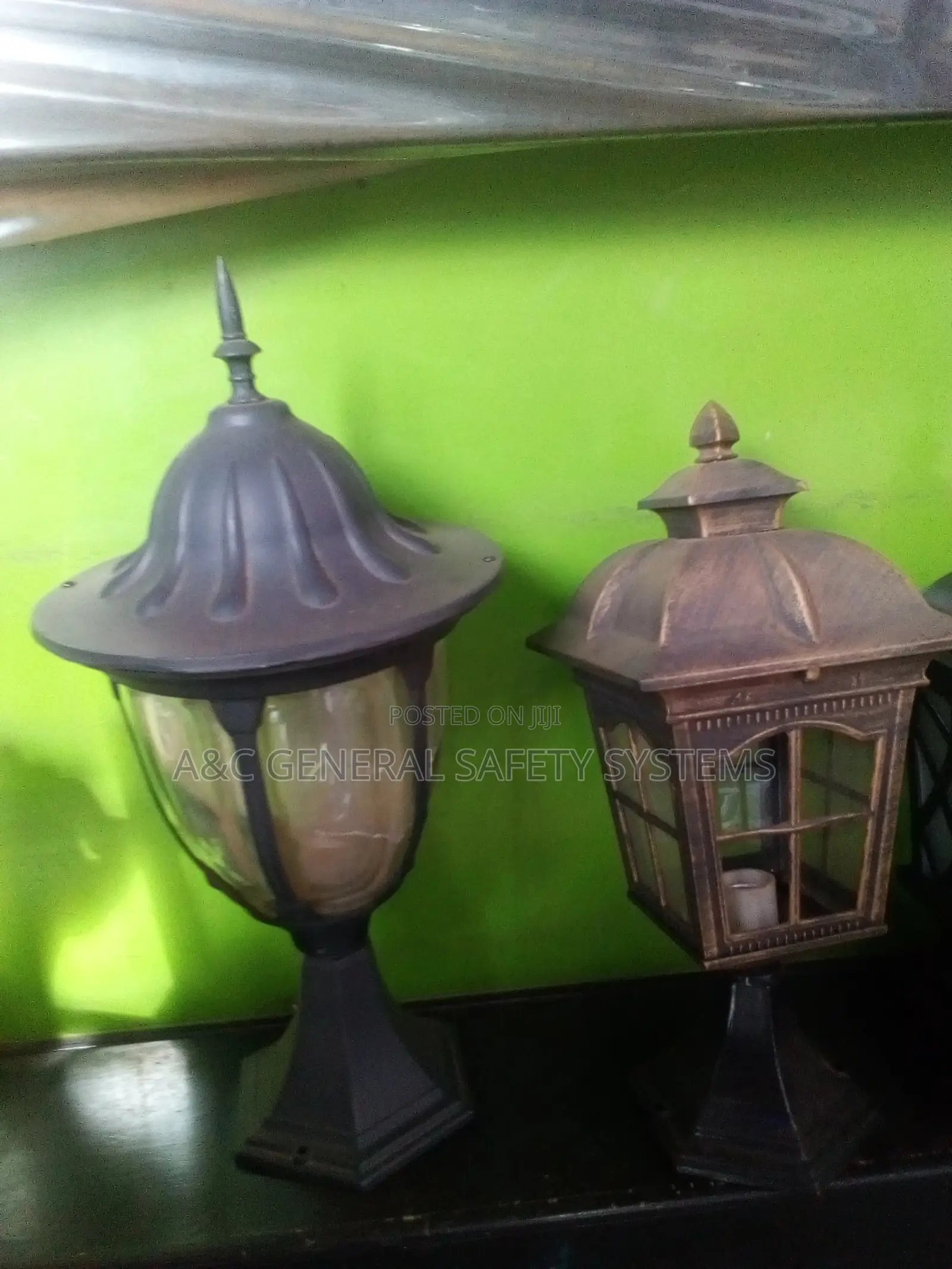 Outdoor Perimeter Wall Lights