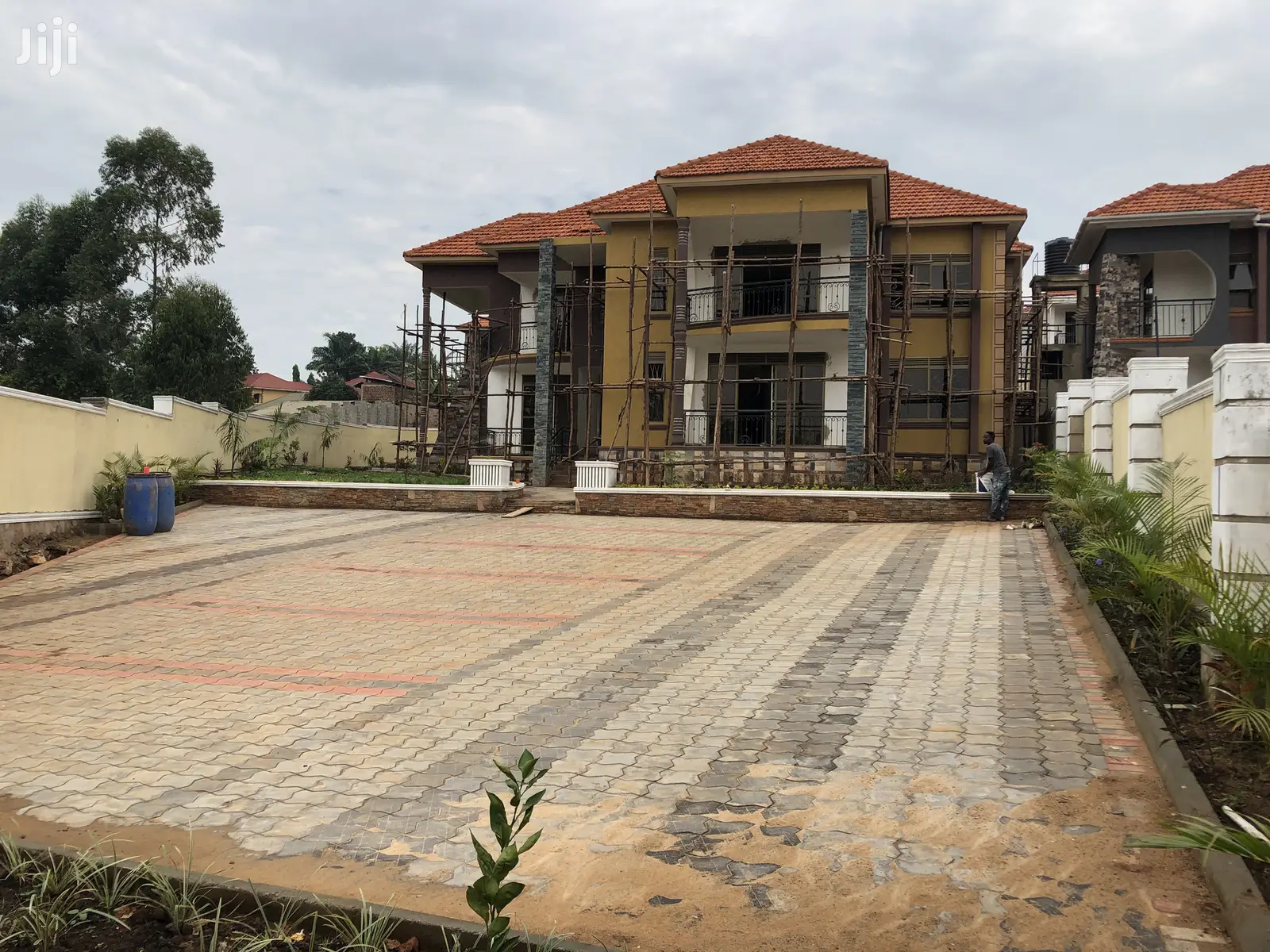 KIWATULE Mansion on Sell