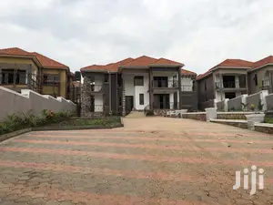 KIWATULE Posh Castle on Sell