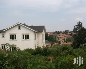 House Is for Sale in Kyanja