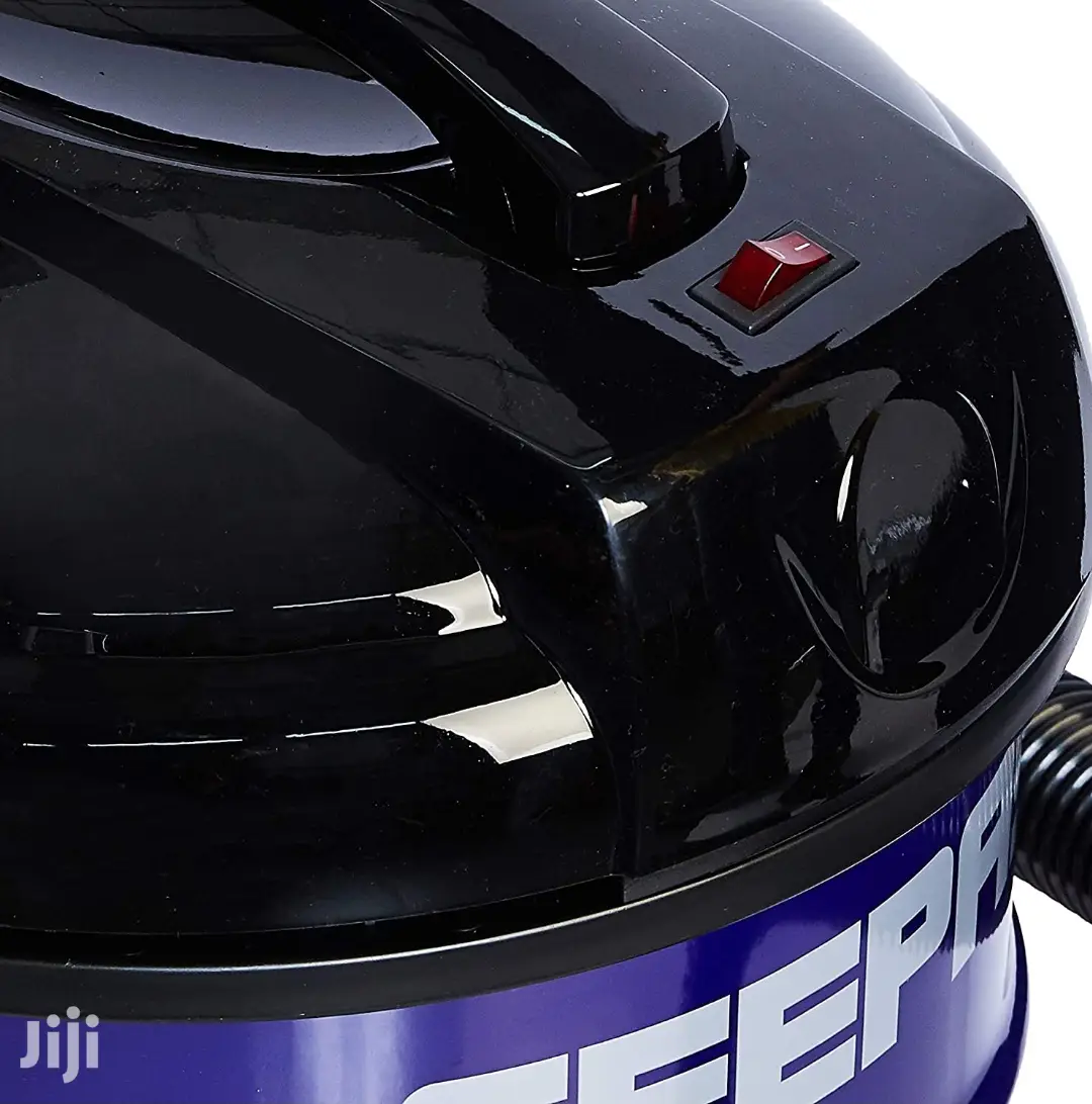 Geepas Vacuum Cleaner 25L 2300W