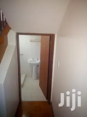 2 Bedroom House In Kololo For Rent