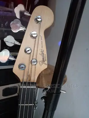 Fender Bass Guitar 4strings