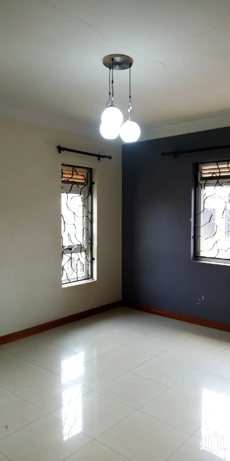 3bdrm Duplex in Nalya Estate, Wakiso for rent