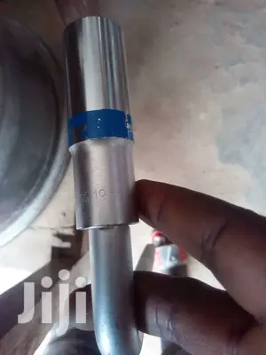 19mm Nuts Opener Plus Handlee