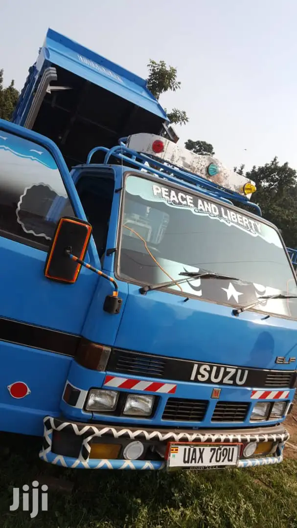 Isuzu Elf Tipper