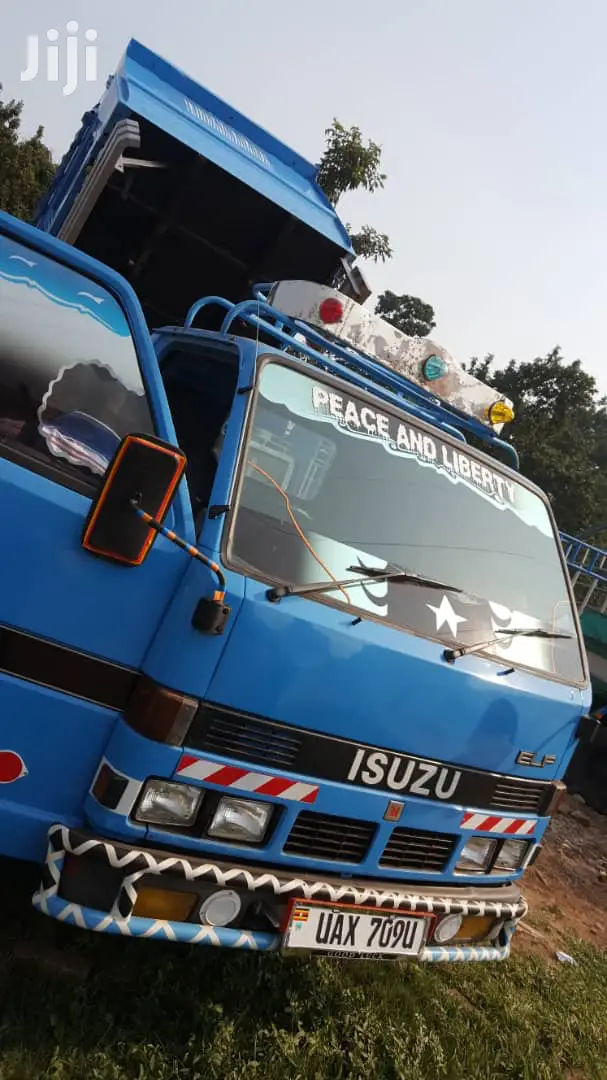 Isuzu Elf Tipper