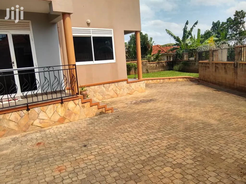 3 Bedroom House In Naalya For Rent