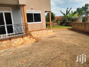 3 Bedroom House In Naalya For Rent
