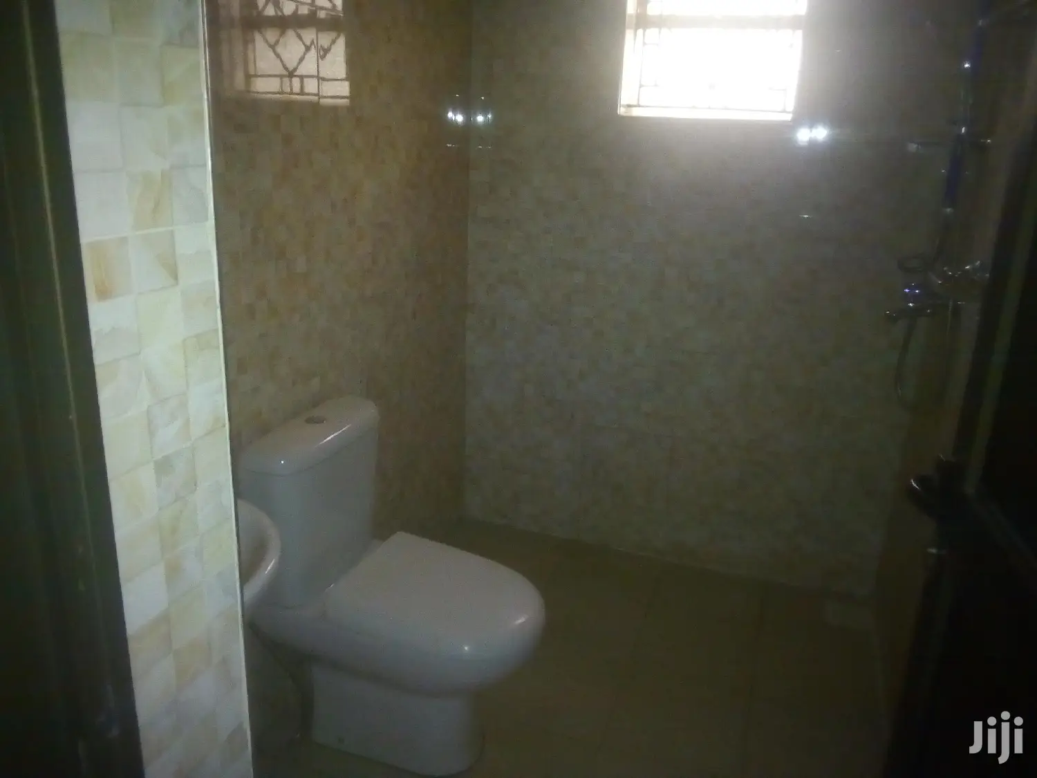 2bdrm House in Kampala for rent