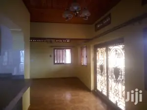 2bdrm House in Kampala for rent