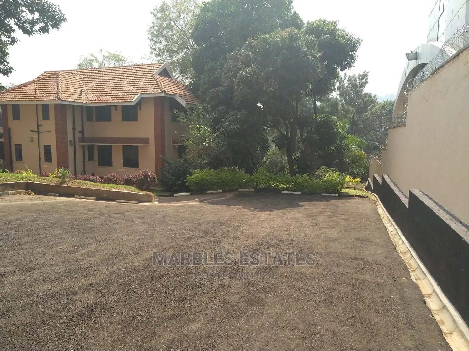 13 Rooms Office Space For Rent In Nakasero