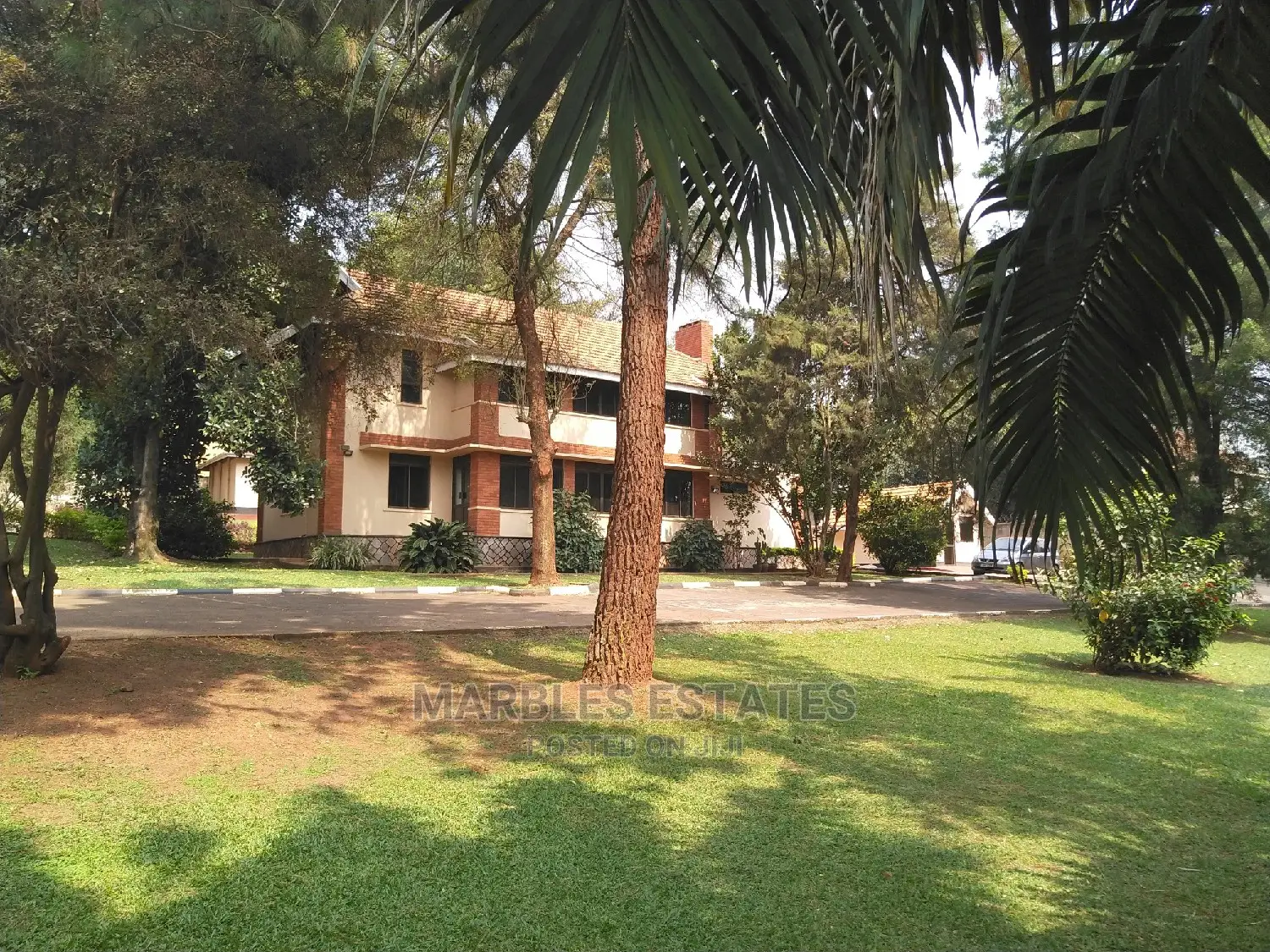 13 Rooms Office Space For Rent In Nakasero