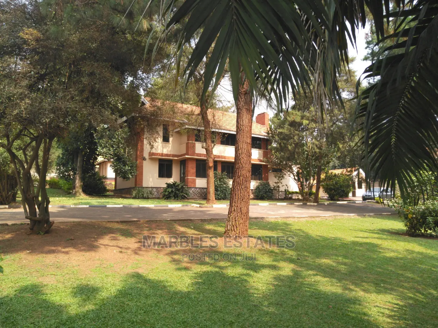 13 Rooms Office Space For Rent In Nakasero