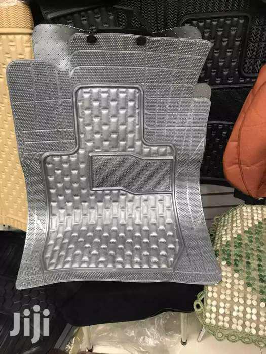 CAR ORIGINAL RUBER MATERIAL CARPETS