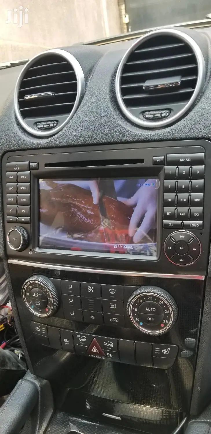 ML 4matic Benz Radio Upgrade