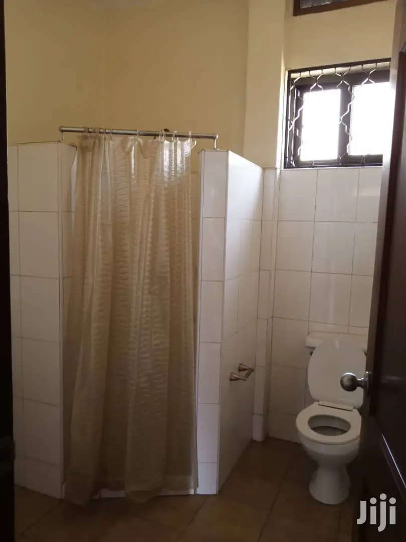 Classic Townhouse For Rent