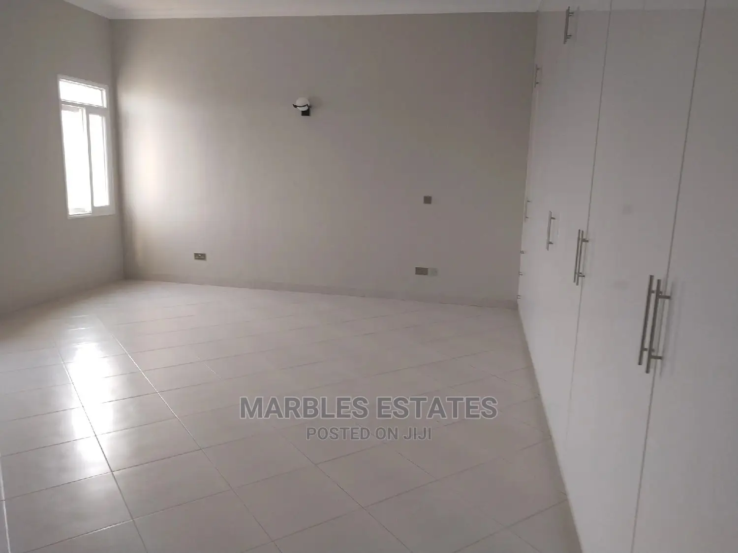3bdrm Apartment in Kololo, Central Division for Sale