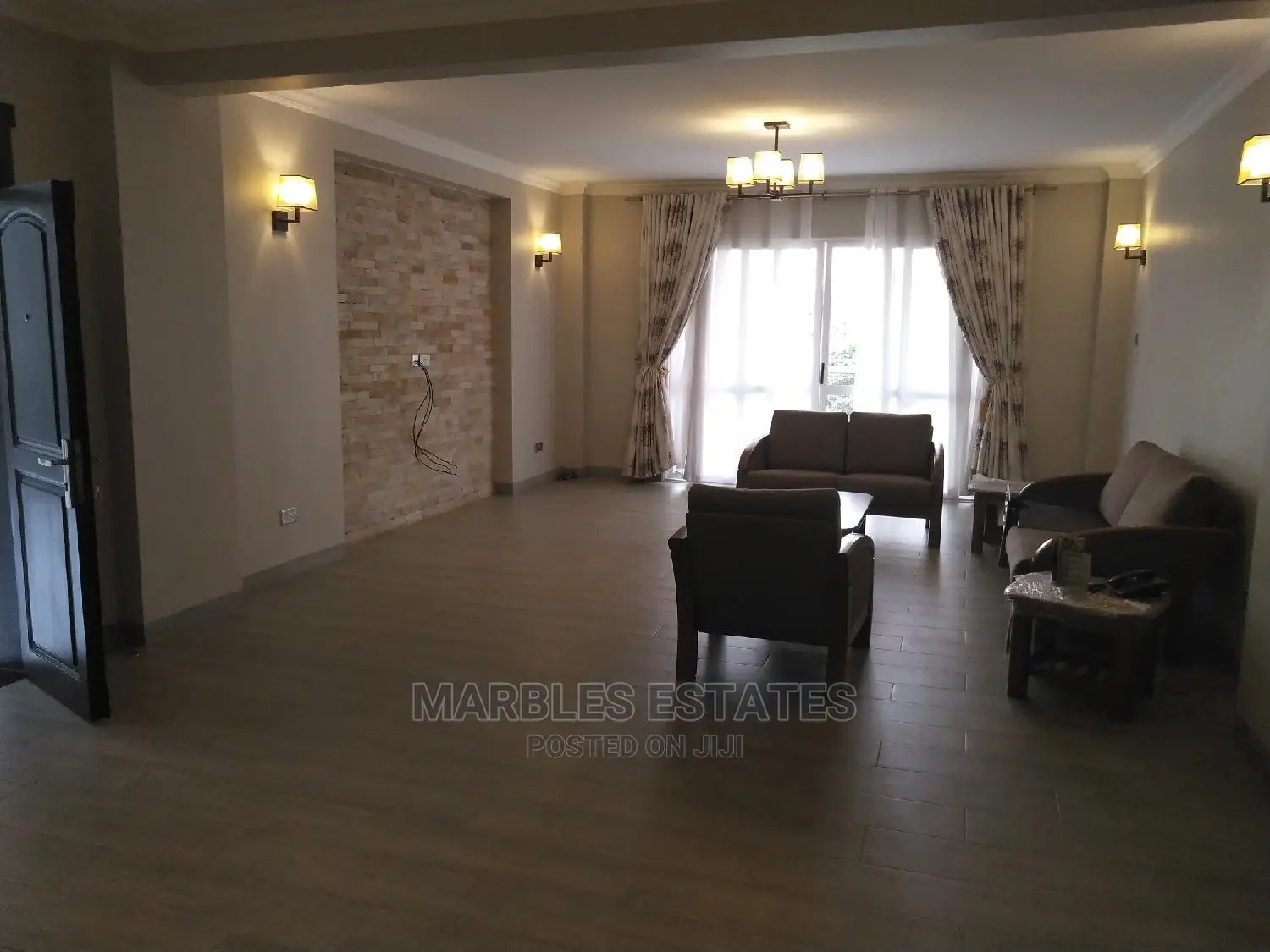3bdrm Apartment in Kololo, Central Division for Sale