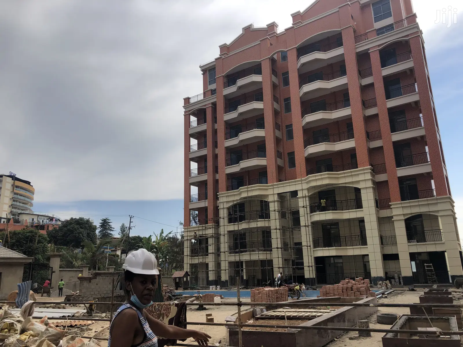 Naguru Condominiums With Swimming Pool On Sell