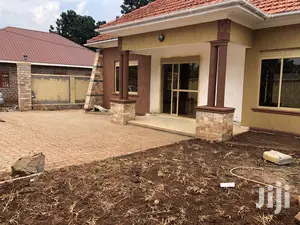 Kiira Classy Bungalow for Sell