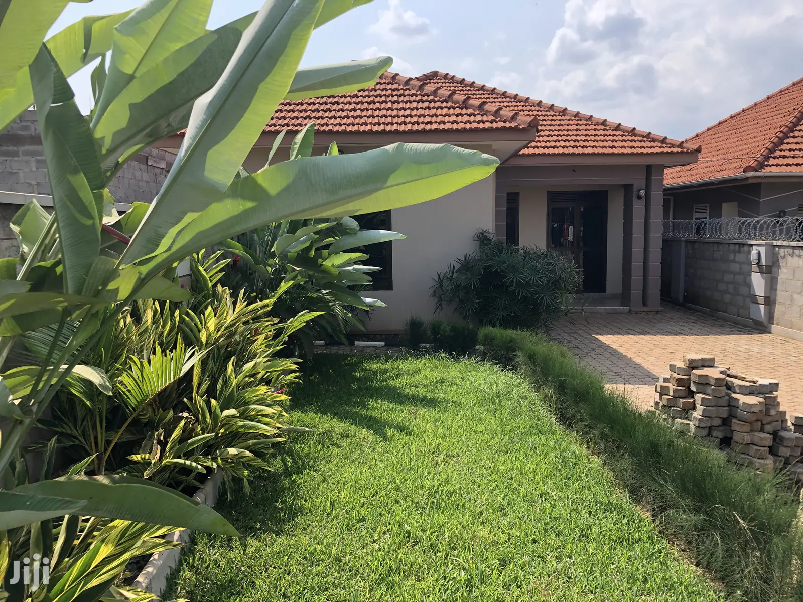 Classy Najjera House on Sell