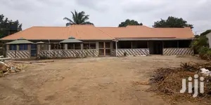 Offices/Hospital Is for Rent