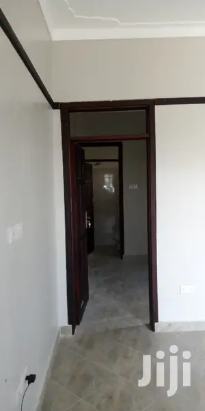 Office/Hospitals Is for Rent