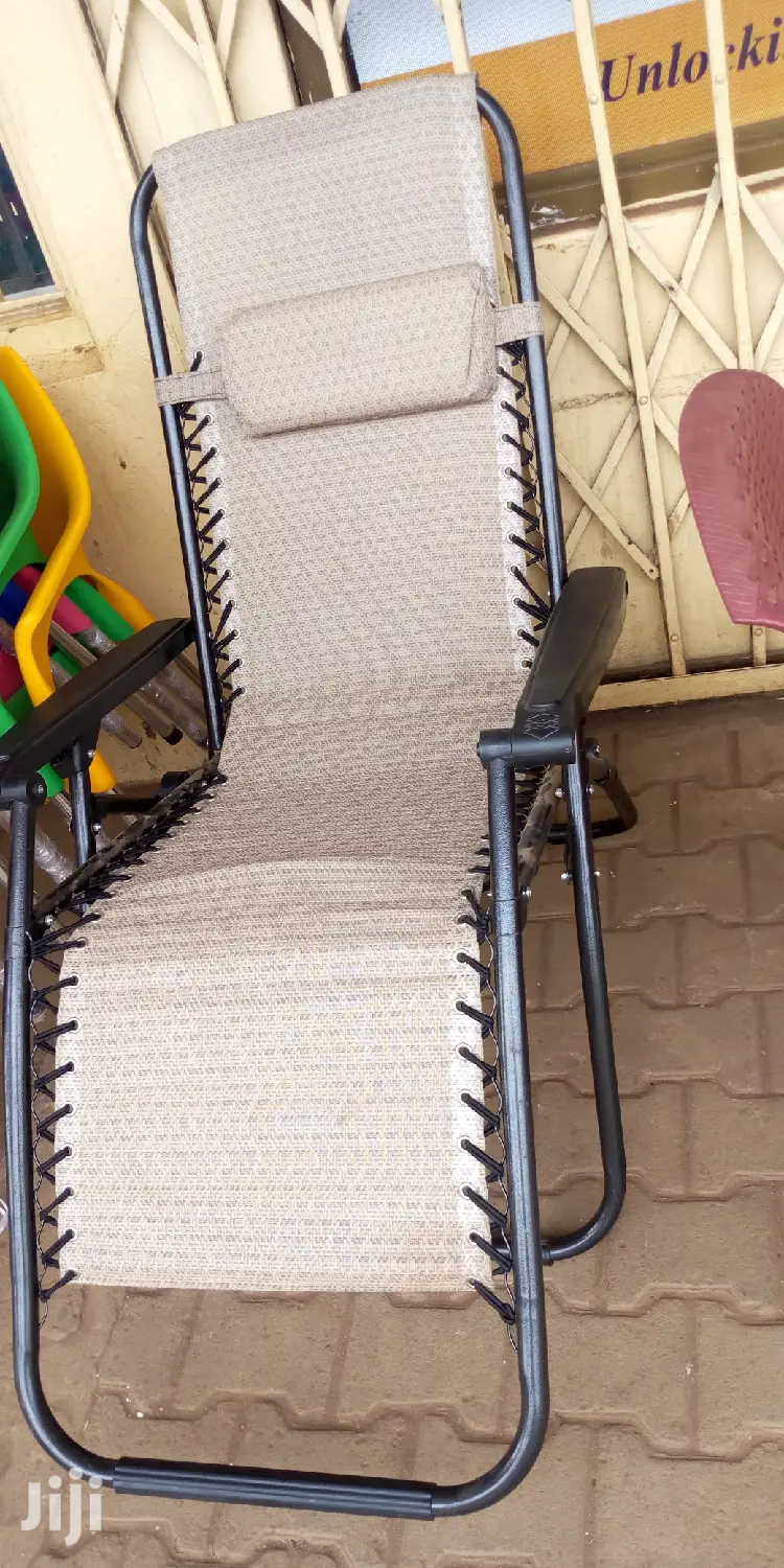 Foldable Beach Chair Brand New