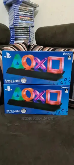 Playstation 4 Icon Light