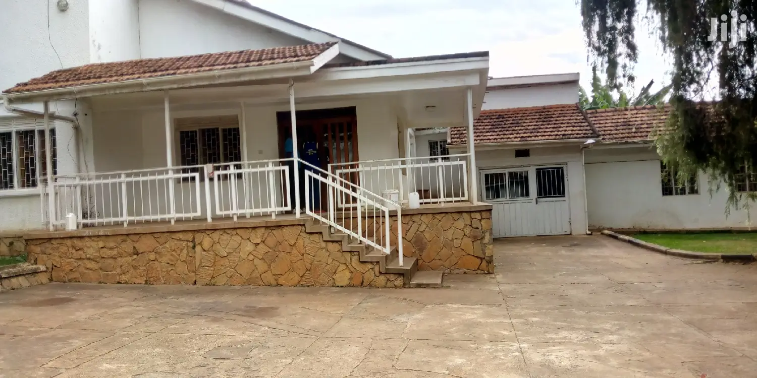 Four Bedroom House In Muyenga For Rent