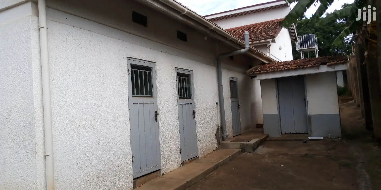 Four Bedroom House In Muyenga For Rent
