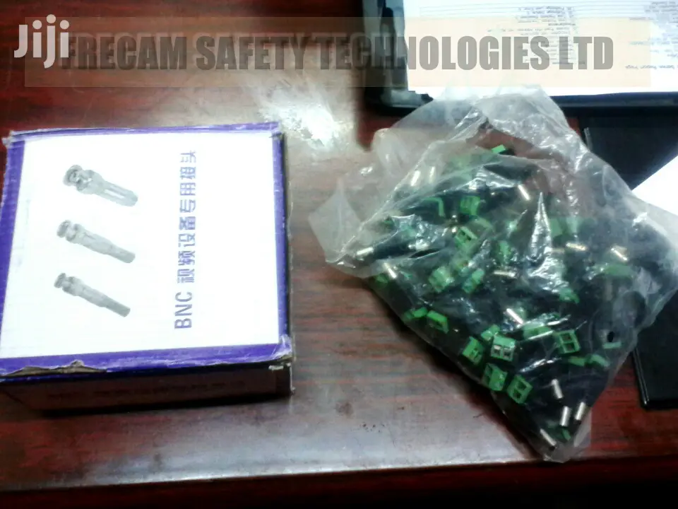 BNC and Dc Connector Pins