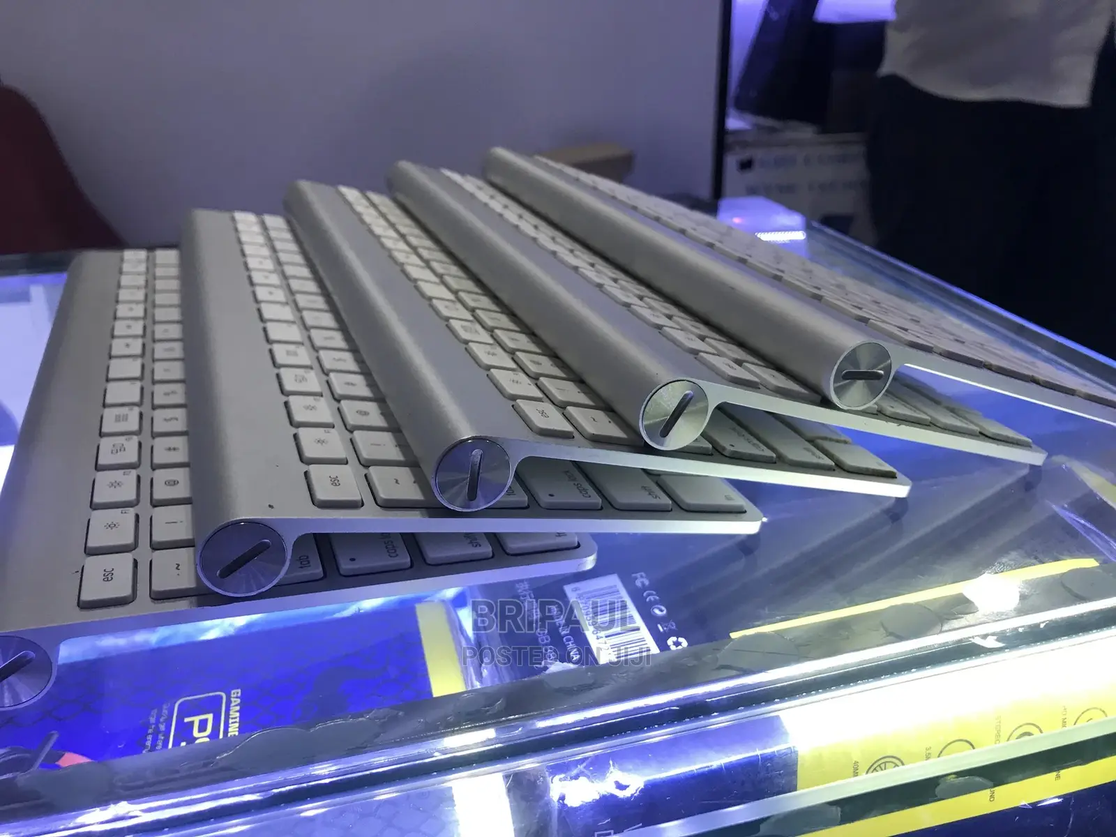 Apple Magic Wired Wireless Keyboard