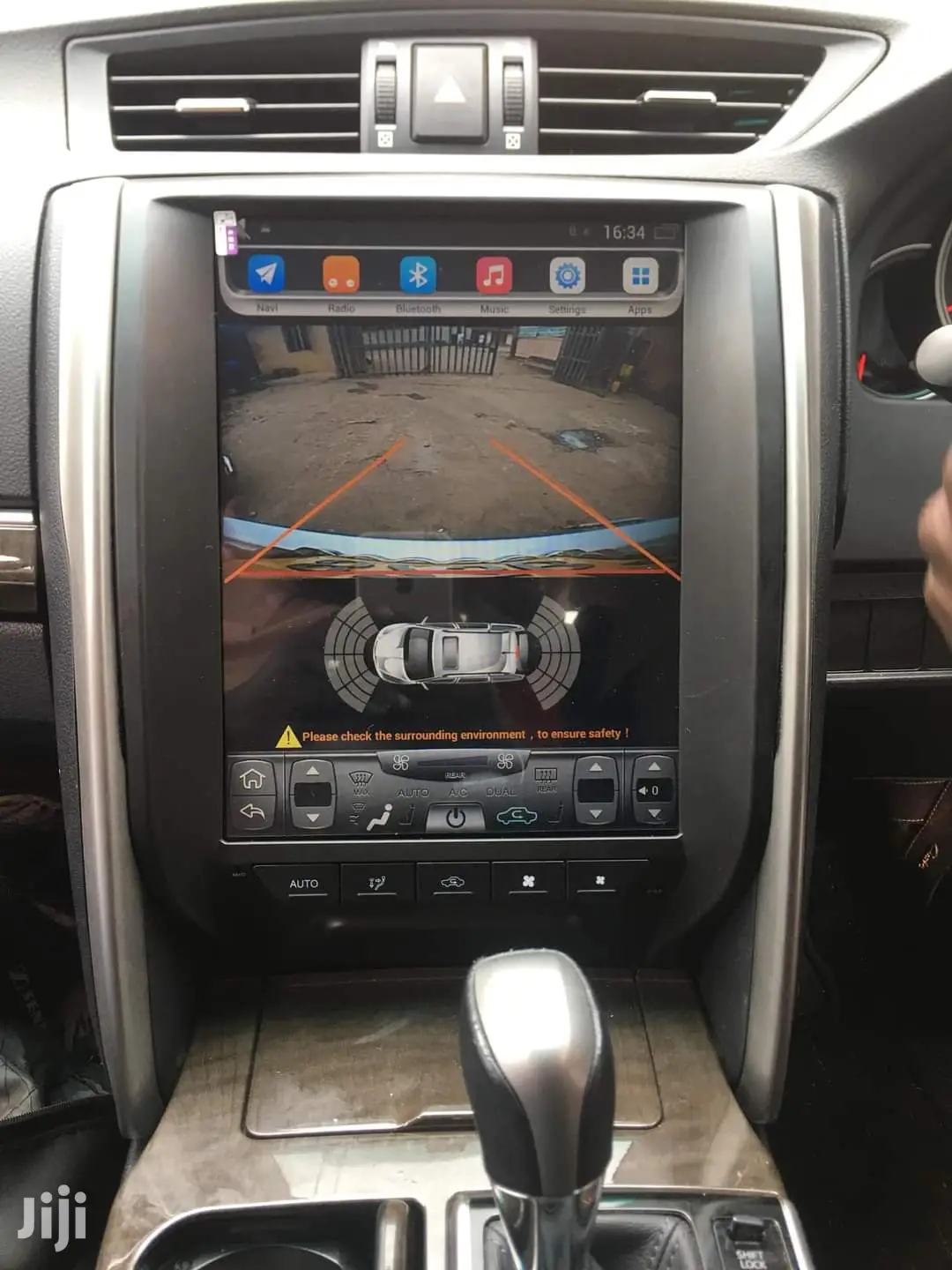Mark X Tesla Vertical Car Radio Android 2010