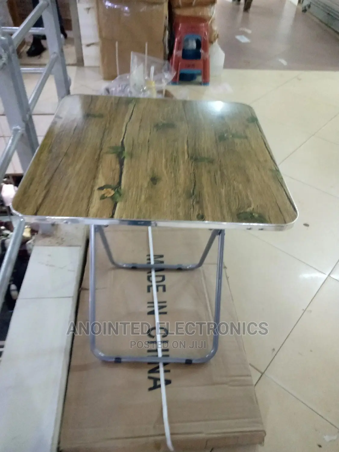 Foldable Table