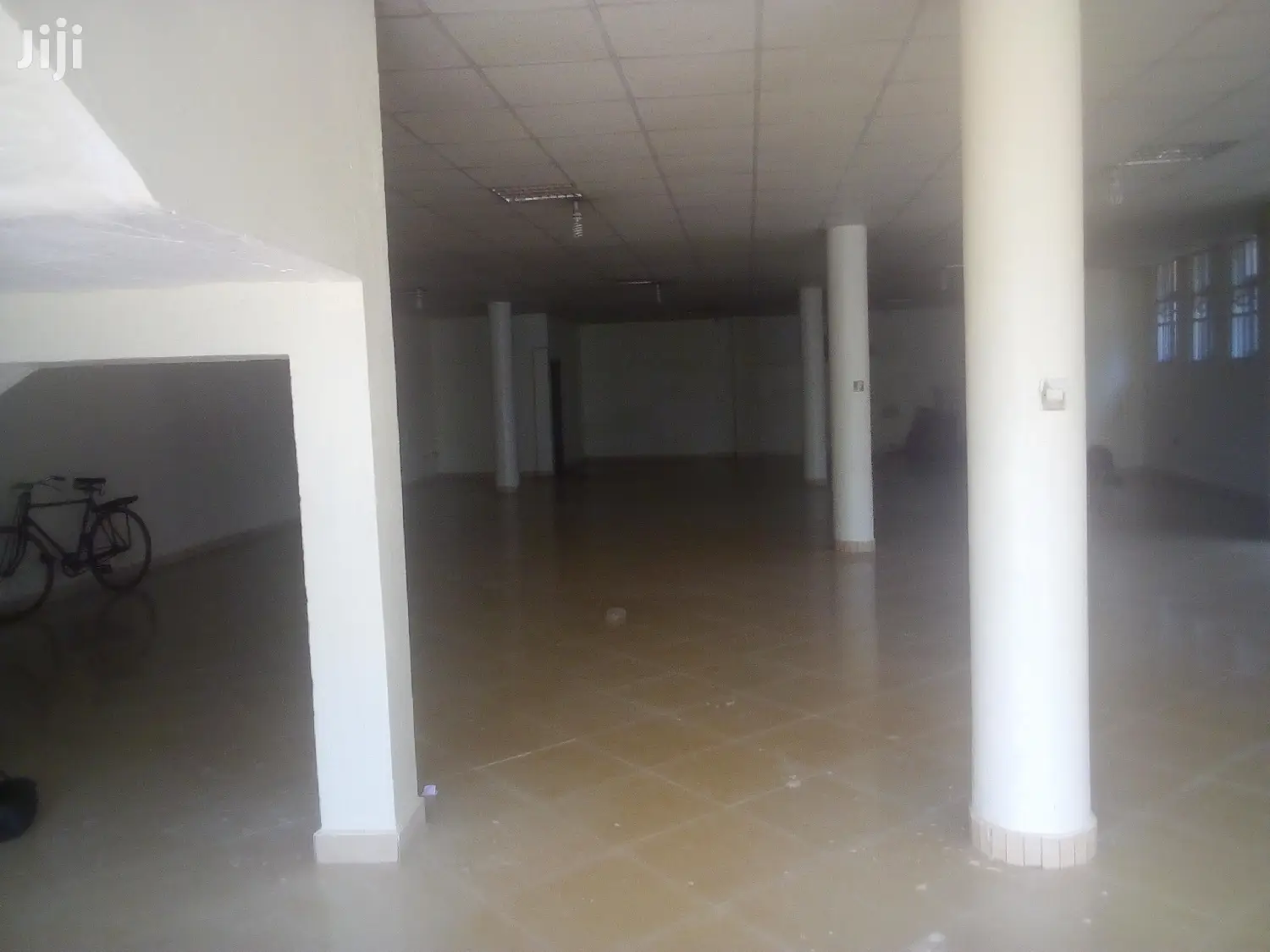 Partitioned Office In Mira Road For Rent