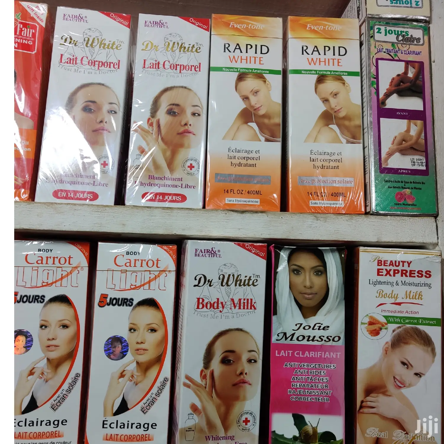Rapid White Lightening Moisturizing Body Milk Lotion 400ml
