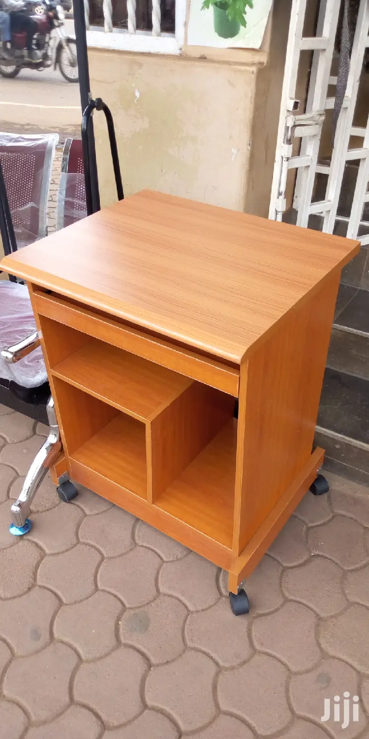 Simple Computer Desk Brand New